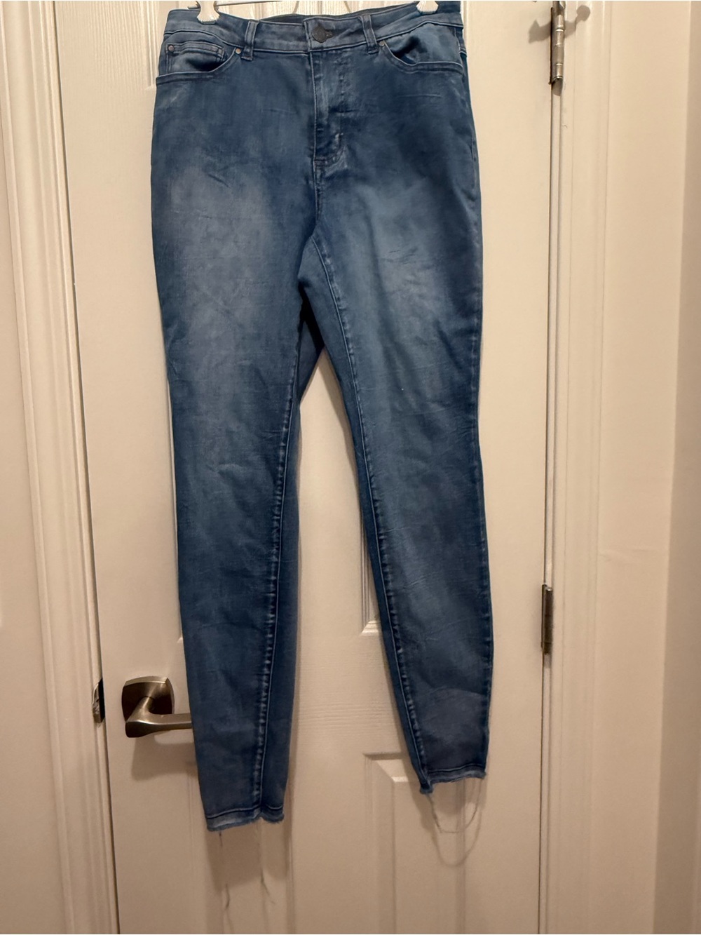 Grace and Lace Released Hem Skinny Jeans - Women size 8